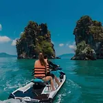 The Kris Luxury